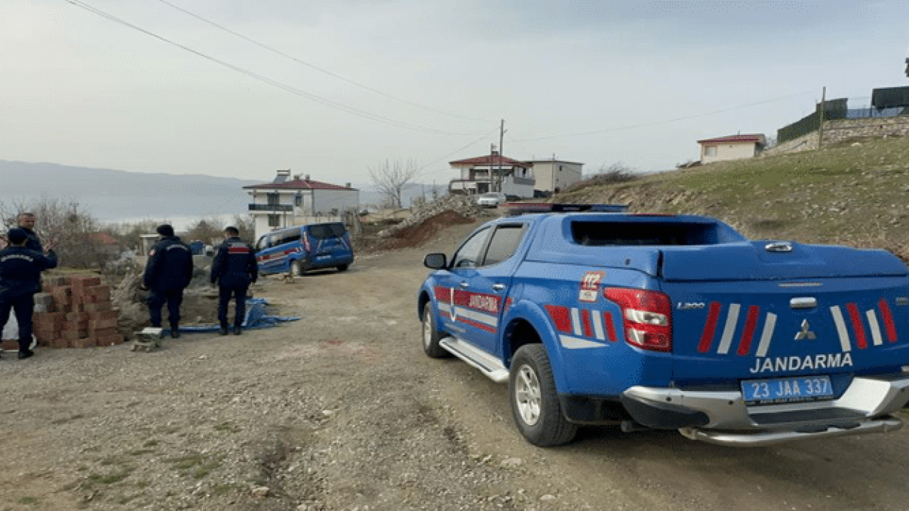 Elazığ'da Alacak Verecek Meselesinde Ağabey, Kardeşini Vurdu