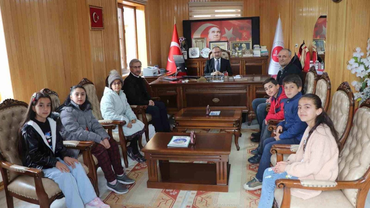 Elazığ’da öğrencilerden Filistin’e anlamlı destek
