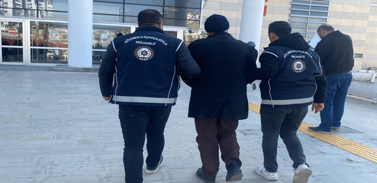 Elazığ'da Göçmen Kaçakçılığı Operasyonu: Göçmen Kaçakçısı Tutuklandı!