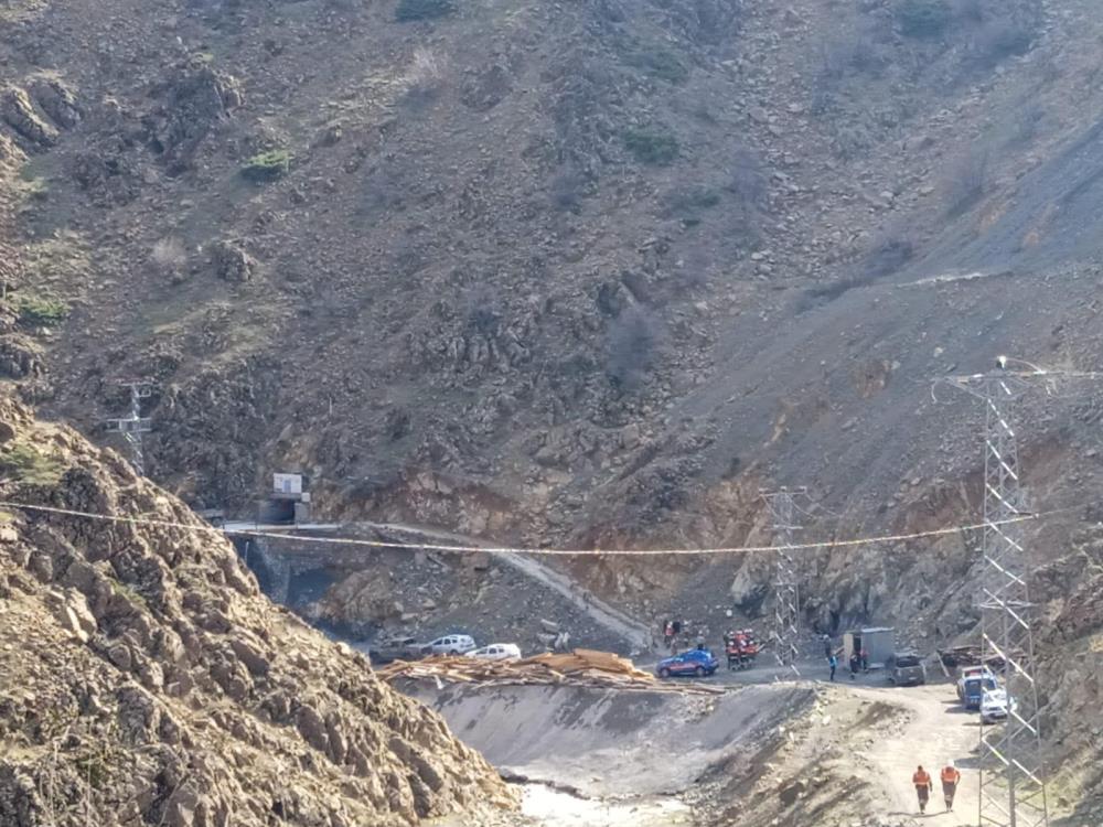 Elazığ’da maden ocağında göçük: 2 yaralı!