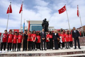 Elazığ'da 23 Nisan Ulusal Egemenlik ve Çocuk Bayramı Coşkusu