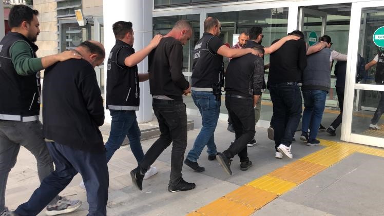 Elazığ'da Uyuşturucu Operasyonunda 9 Kişi Tutuklandı