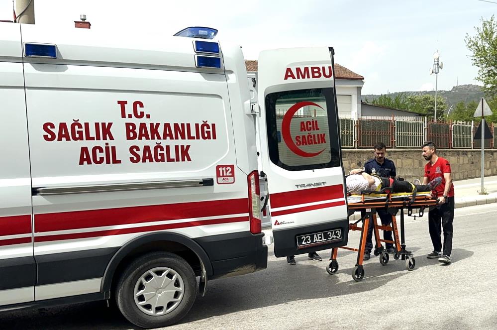 Elazığ'da Yeni Aldığı Motosikletle Trafik Kazası Geçirdi, Yaralandı