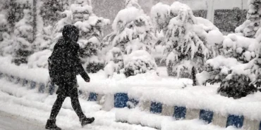 2026 MEB TAKVİMİ NETLEŞTİ! Sömestr Ne Zaman? 2. Ara Tatil Ramazan Bayramı ile Birleşiyor mu?