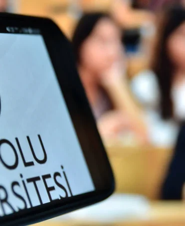 AÖF Vize Sınavları Ne Zaman, Saat Kaçta? Giriş Belgeleri Erişime Açıldı!