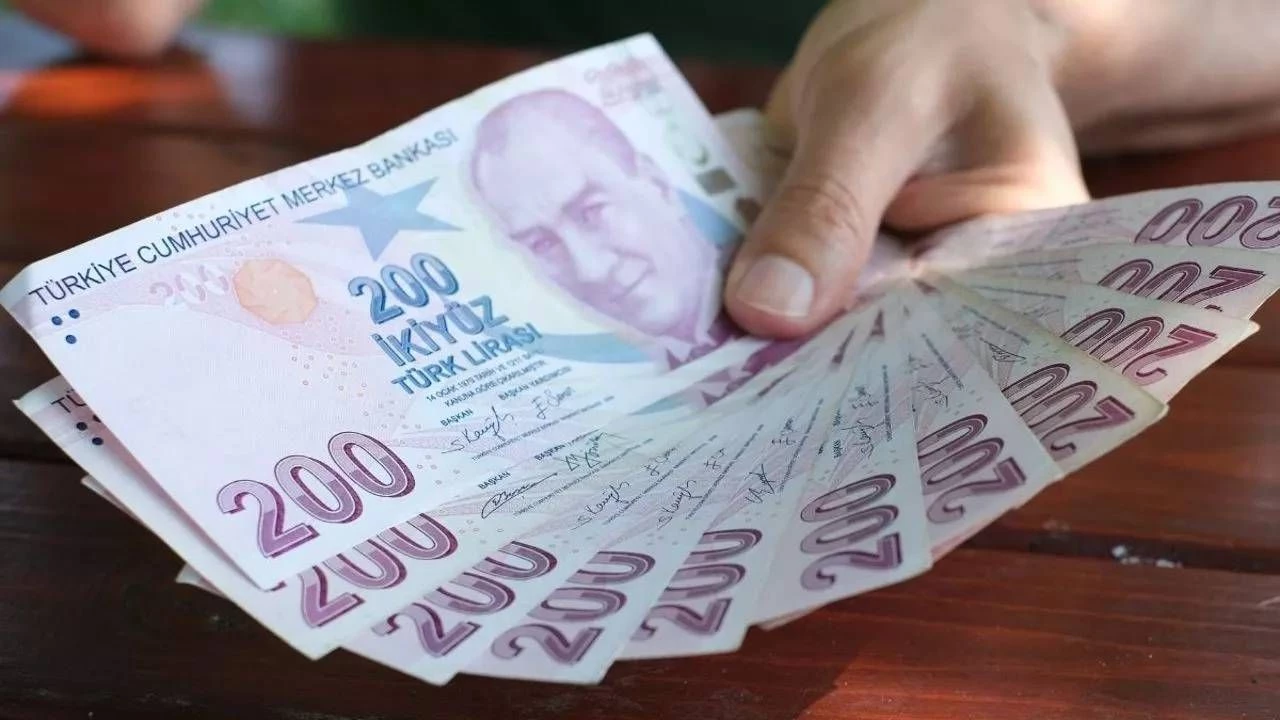 Bankada parası olanlar dikkat! Faiz Oranları Değişti: İşte 1 milyon TL'nin yeni getirisi!