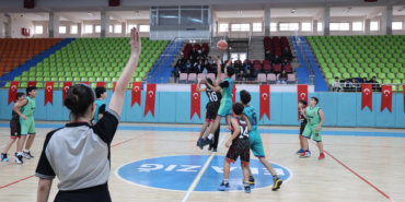Elazığ'da Geleceğin Dev Adamları Parkedeydi! U14 Basketbolda Şampiyon Belli Oldu!