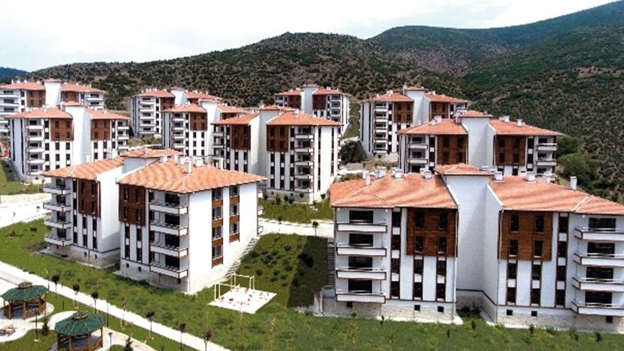 TOKİ Başvurularında Son Saatler! 500 Bin Konut İçin Kura Tarihi Netleşti: Çekiliş Ne Zaman Başlıyor?