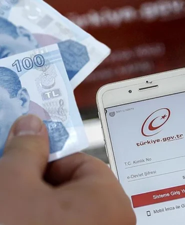 Üniversiteliler Dikkat! KYK Burs ve Kredi Sonuçları Açıklandı: İlk Ödeme Ne Zaman, Toplu Para Yatacak mı?
