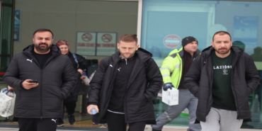 Beyoğlu Yeni Çarşı Deplasmanı İçin Elazığspor 21 Futbolcuyla İstanbul'da!