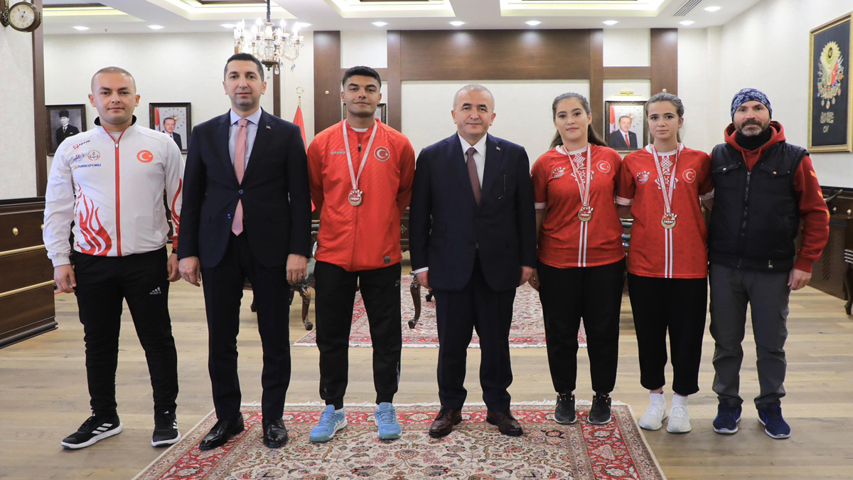 Elazığ Valisi Numan Hatipoğlu: "Gençliğe Yatırım, Geleceğe En Güçlü Adımdır"