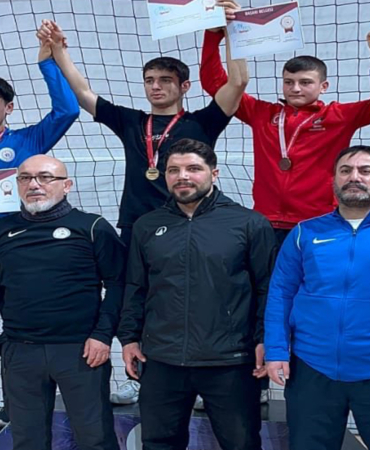 Elazığ’da 16 İlden 270 Güreşçi Madalya İçin Ter Döktü!