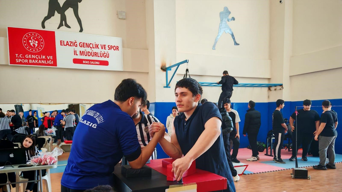 Elazığ’da Okul Sporları Rüzgarı Esti: 3 Branşta Dereceye Girenler Belli Oldu!