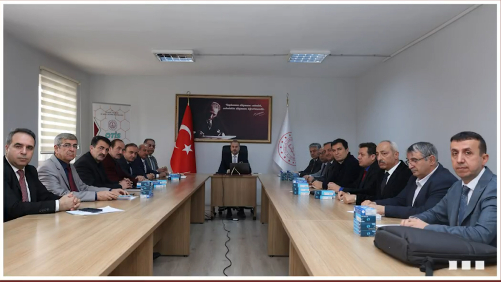 Elazığ’da Yeni Öğretmenevi Müjdesi ve Duygu Dolu Karne Ziyaretleri!