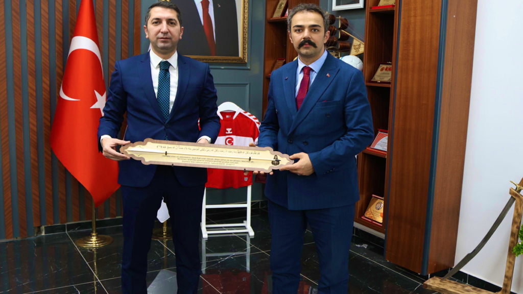 Milli gururumuz Veysel Batuhan Bay, Elazığ Gençlik ve Spor Kulübü kadrosuna katıldı