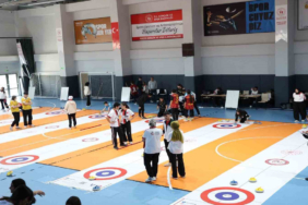 Elazığ Floor Curling Gençler Grup Müsabakalarına Başarıyla Ev Sahipliği Yaptı