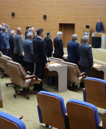 Elazığ İl Genel Meclisinde Yeni Dönem Ömer Faruk Çelik Güven Tazeledi